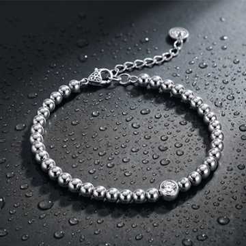 women silver bracelet
